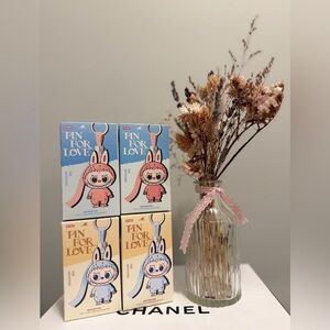 Pop Mart Pin for Love